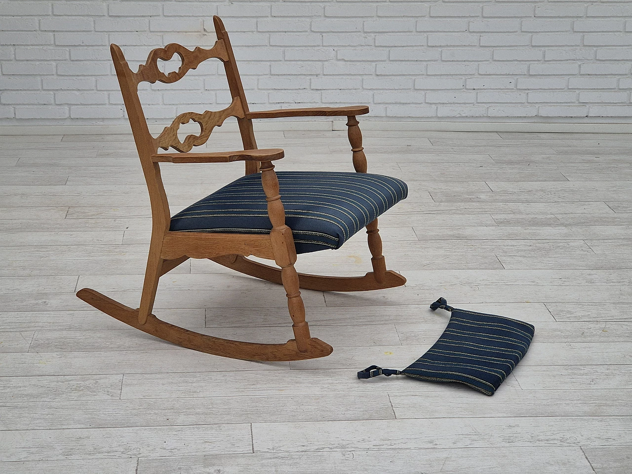 Rocking chair with footrest in oak and blue wool fabric, 1970s 15