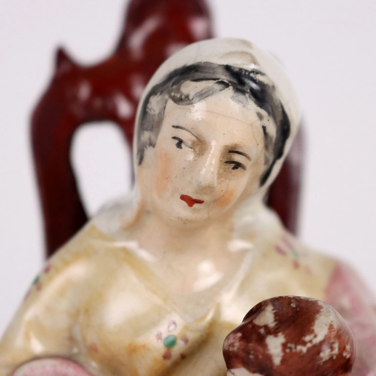 Donna con bambino, statuina in porcellana Staffordshire, '800 3