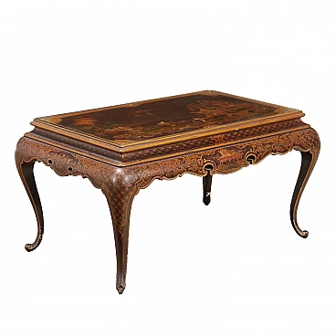 Coffee table in laquered wood and glass top with chinoiserie motifs