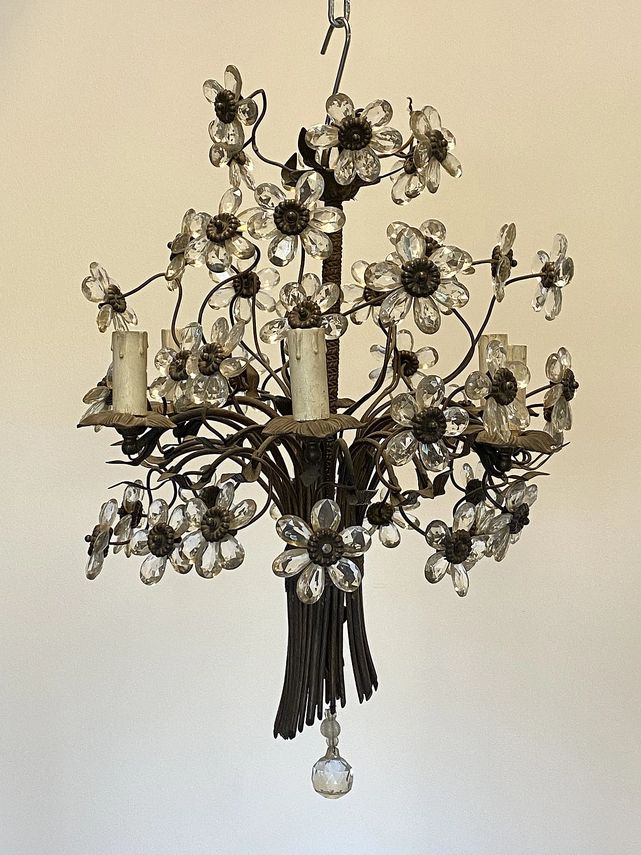 Bouquet-shaped chandelier in brass, bronze and glass, 1960s 2