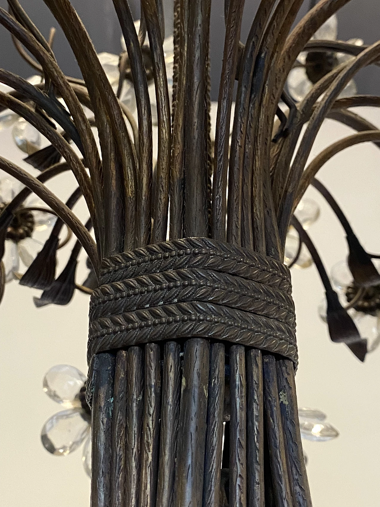 Lampadario a forma di bouquet in bronzo, ottone e vetro, anni '60 3