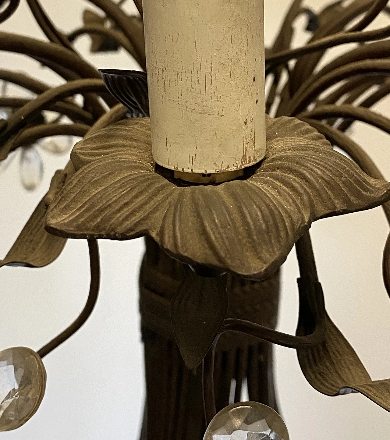 Lampadario a forma di bouquet in bronzo, ottone e vetro, anni '60 9