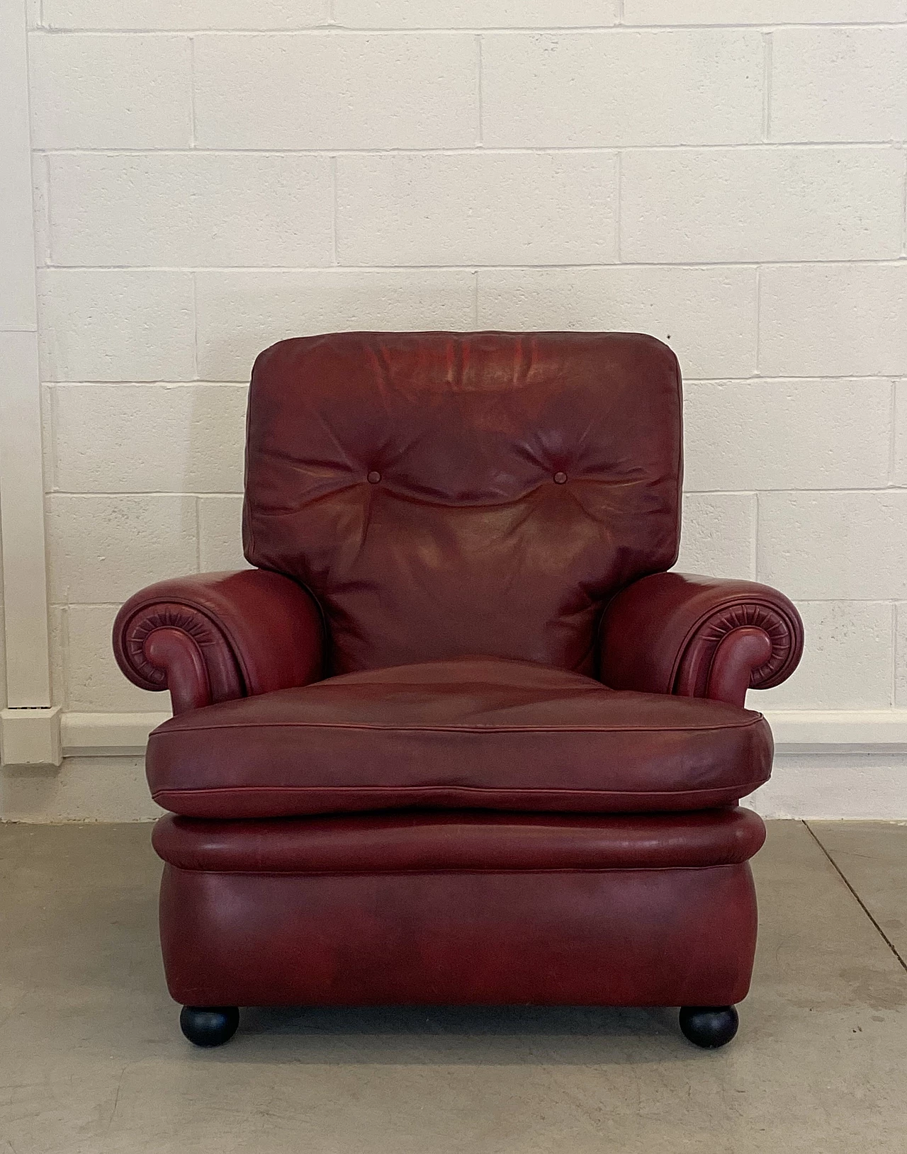 Red leather armchair by Frau, 1980s 3