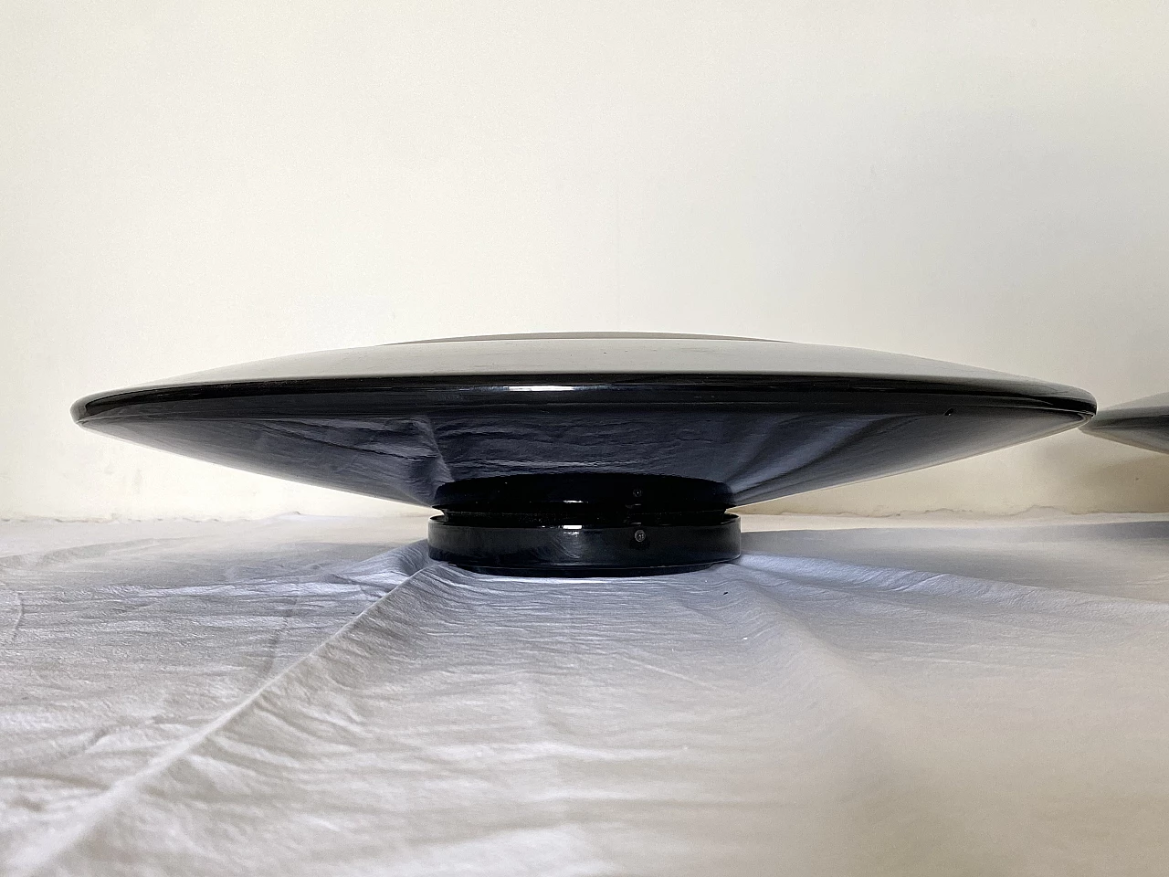 Pair of Mira/P ceiling lights in glass and metal by Arteluce, 1990s 6