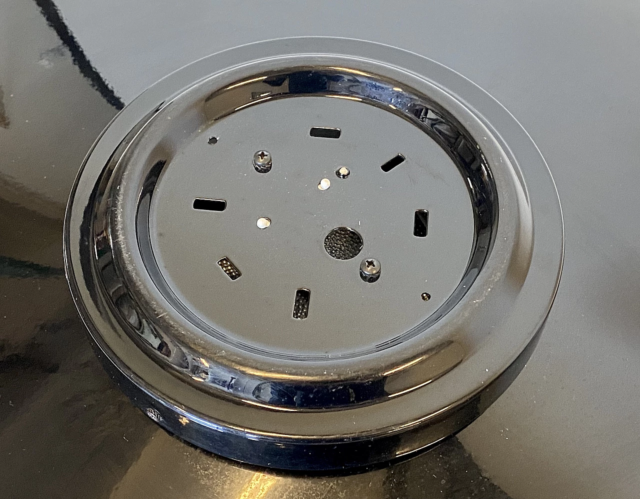 Pair of Mira/P ceiling lights in glass and metal by Arteluce, 1990s 10