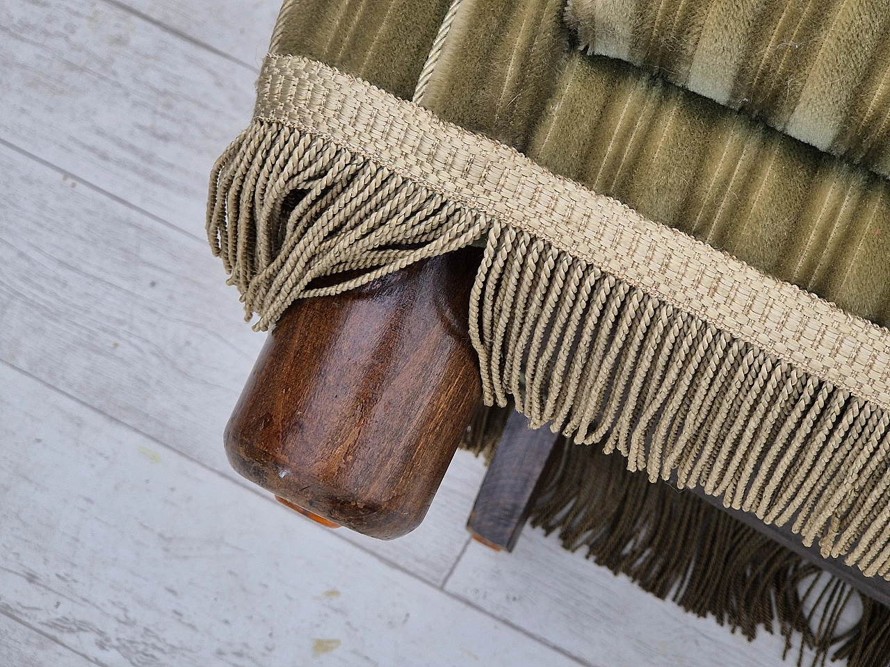 Danish armchair in green velour and and beech wood, 1960s 11