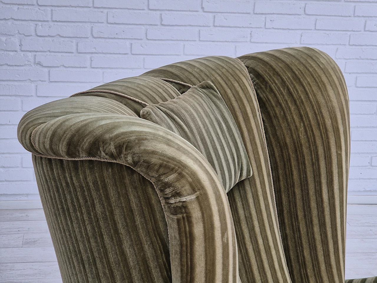 Danish green velvet armchair with high back, 1960s 3