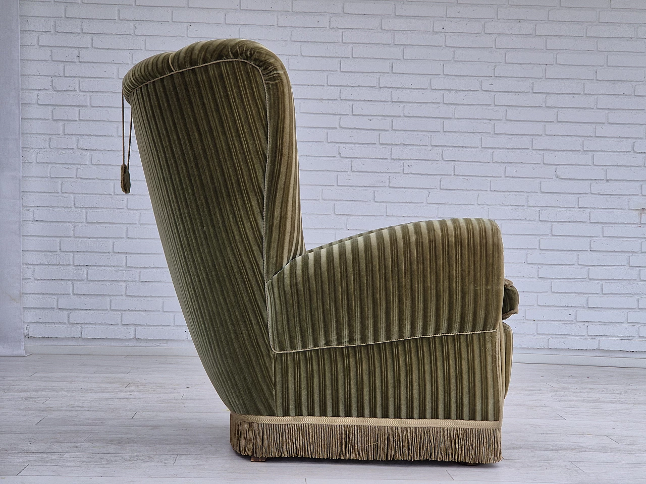 Danish green velvet armchair with high back, 1960s 6