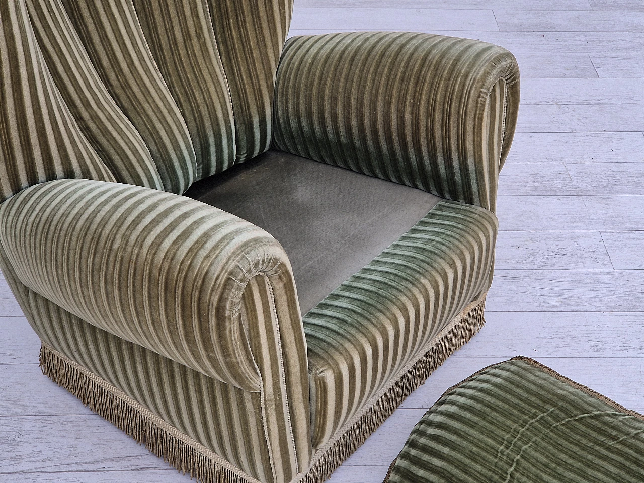 Danish green velvet armchair with high back, 1960s 15