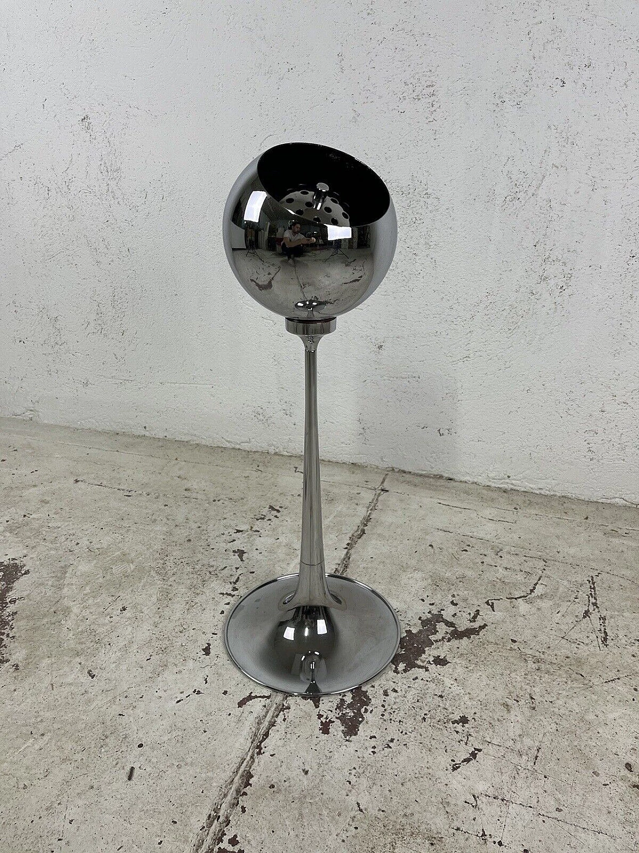 Posacenere da terra Space Age in acciaio di Reggiani, anni '60 3