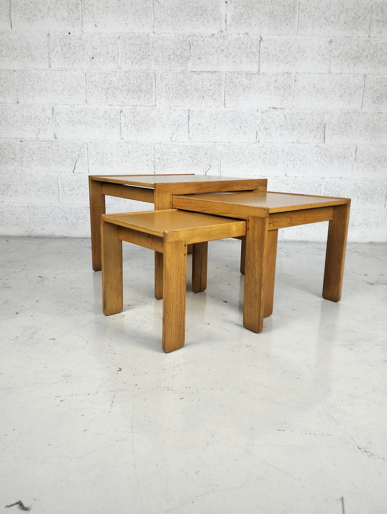 3 Nesting tables 777 by Afra and Tobia Scarpa for Cassina, 1960s 5