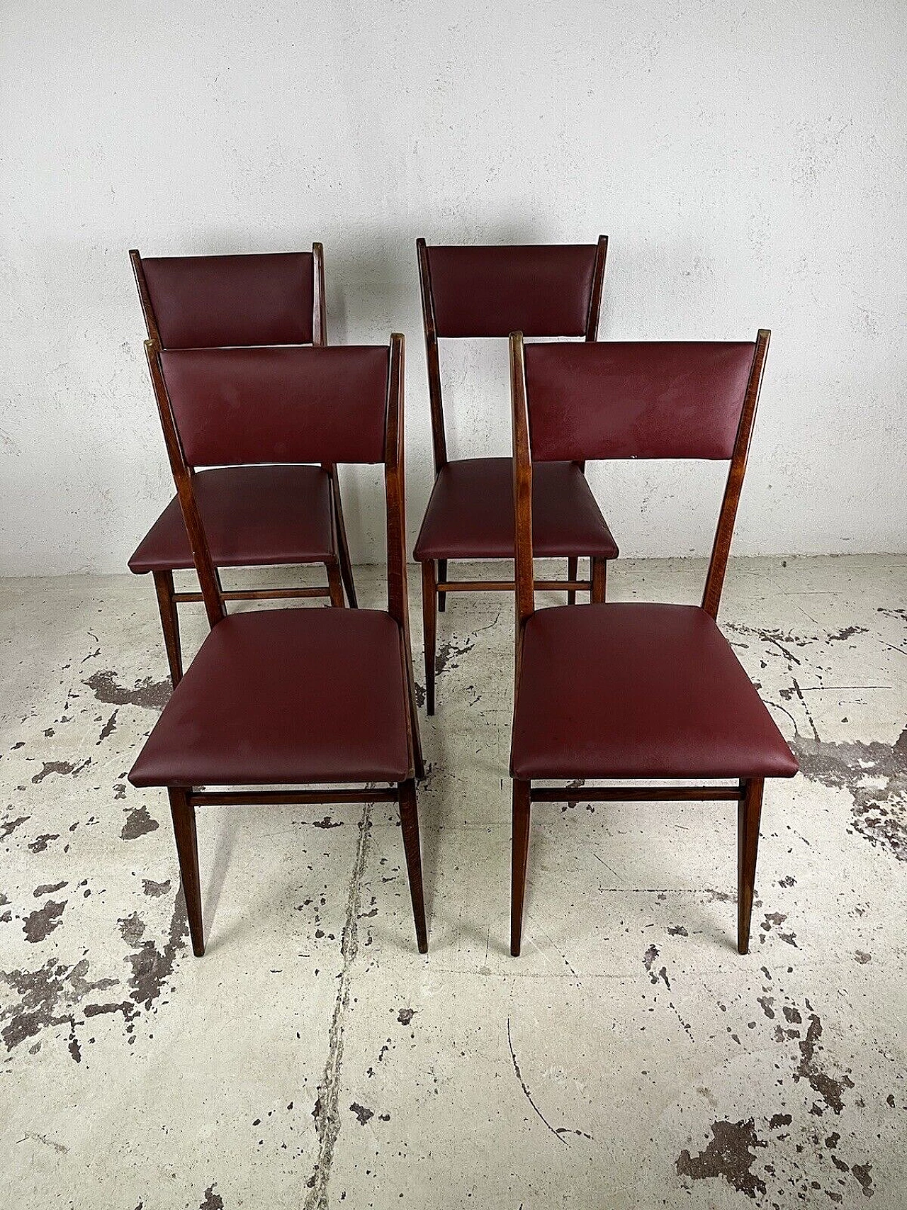 4 Chairs in wood and burgundy leatherette, 1950s 3