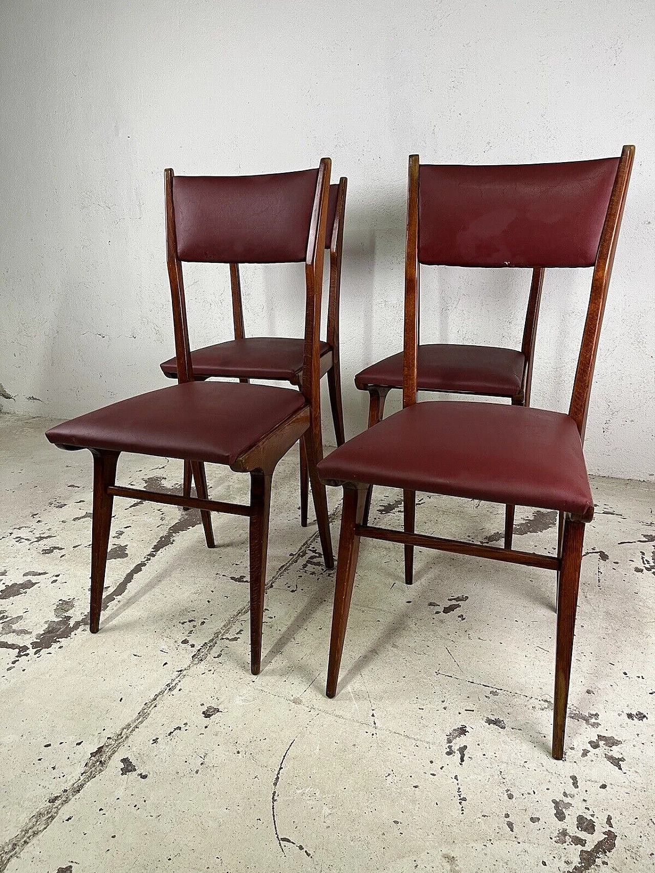 4 Chairs in wood and burgundy leatherette, 1950s 4
