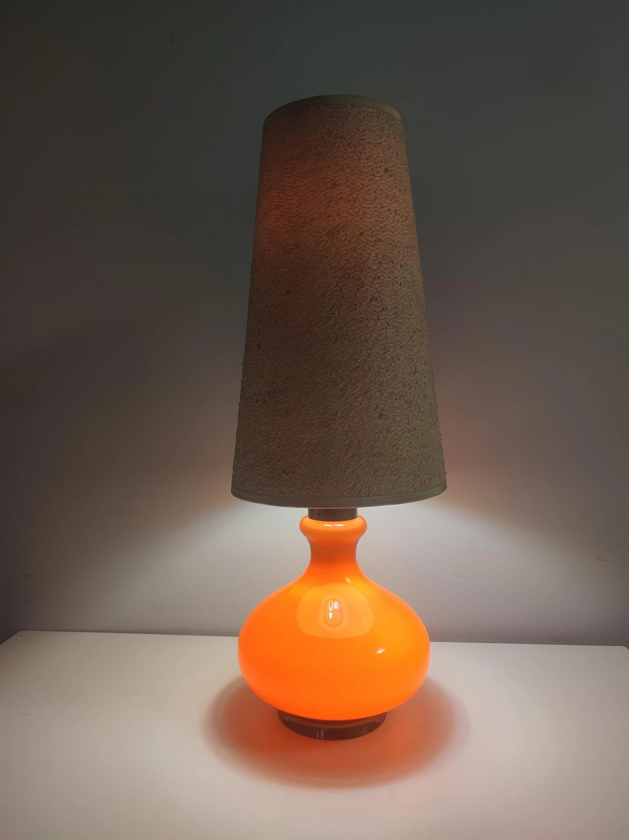 Lampada in vetro arancione e metallo cromato di Carlo Nason, anni '70 2