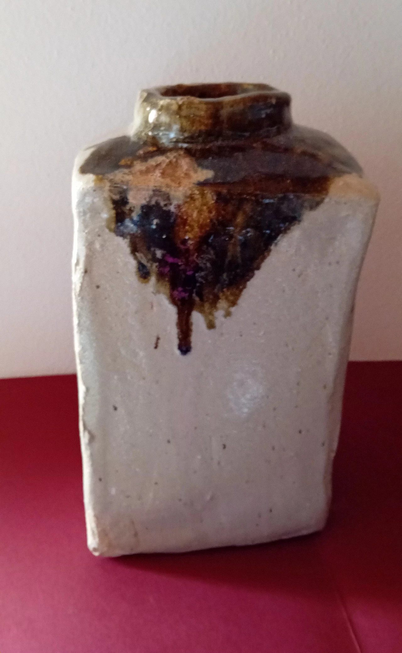 Vaso parallelepipedo in ceramica raku di Musiani Roberto, anni 2000 3