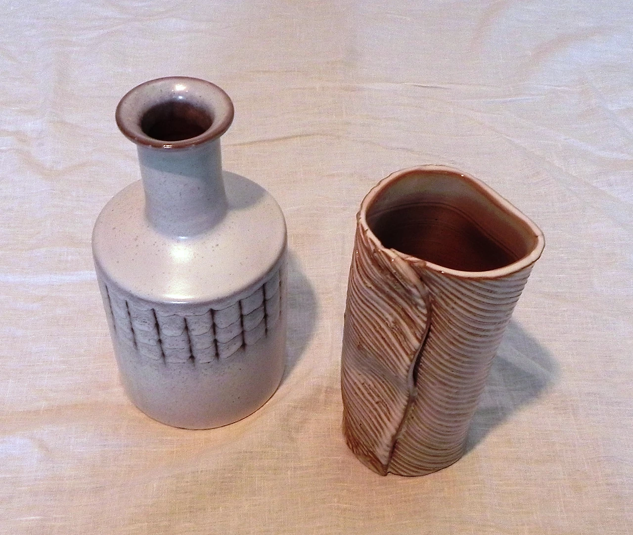 Glazed ceramic bottle and vase by Menozzi, 1970s 8