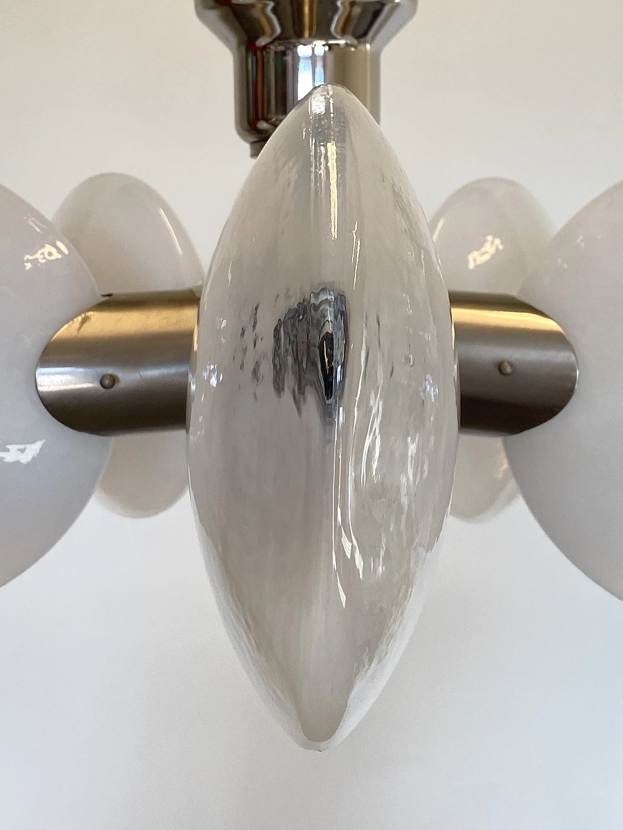 Lampadario in acciaio e vetro nello stile di Carlo Nason, anni '70 1