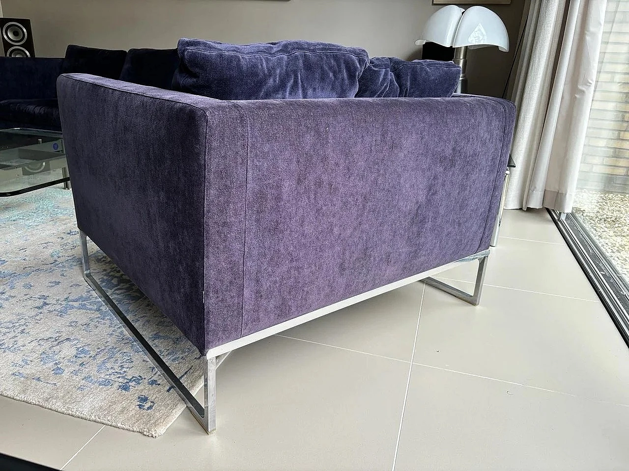 Tight velvet sofa and armchair by Antonio Citterio for B&B Italia 8