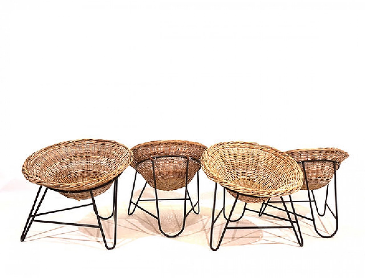 4 German armchairs in rattan and metal, 1960s 8