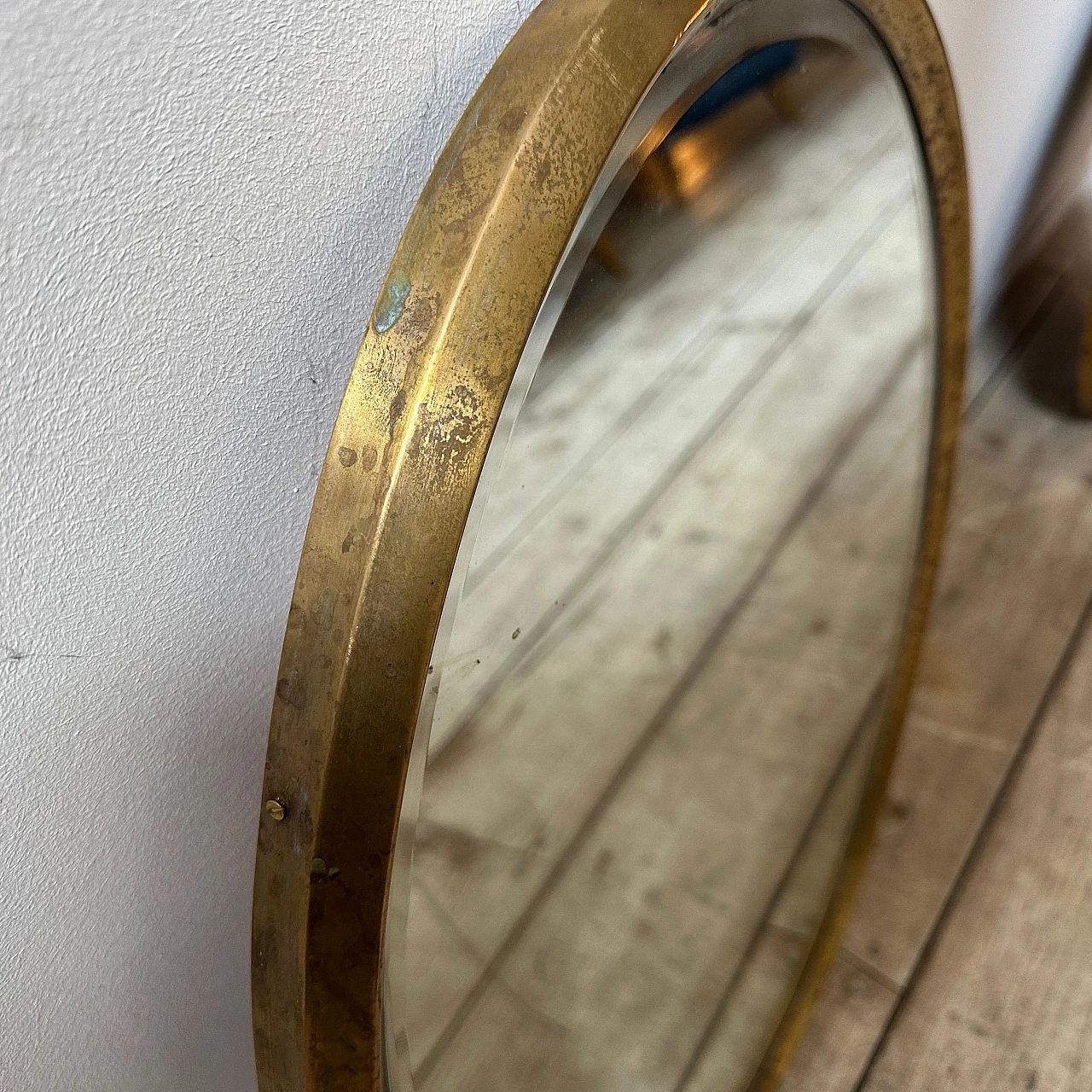Oval brass wall mirror in Gio Ponti style, 1960s 4