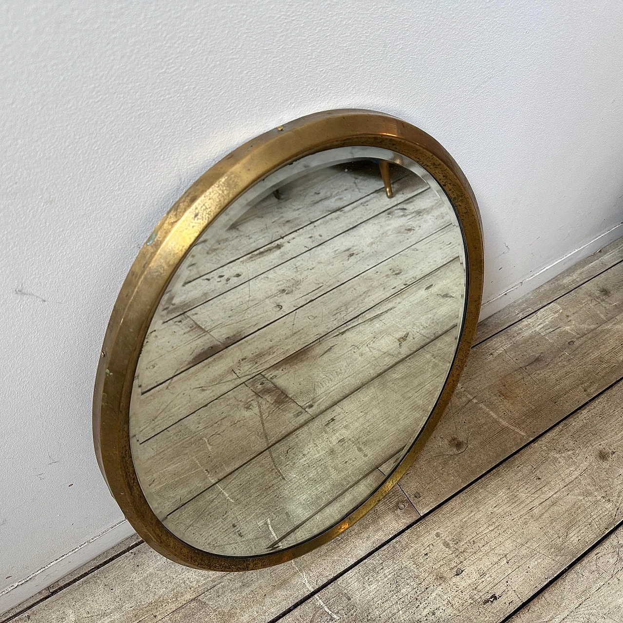 Oval brass wall mirror in Gio Ponti style, 1960s 12