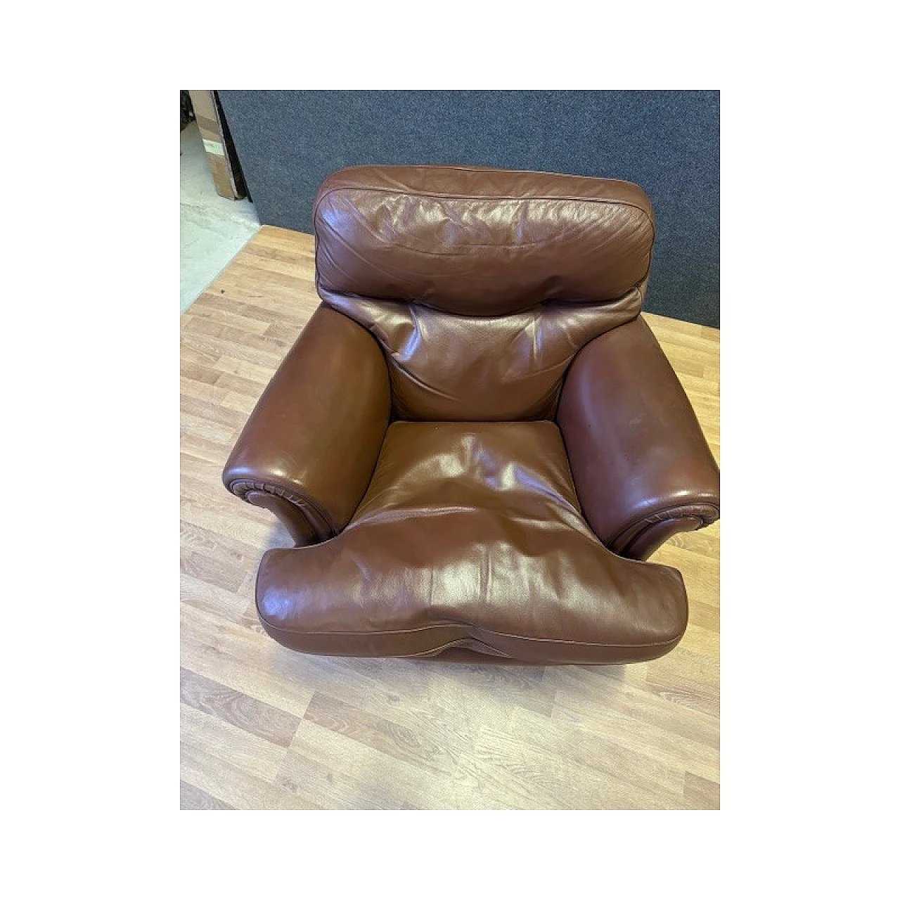Pair of brown leather armchairs by Poltrona Frau, 1970s 4