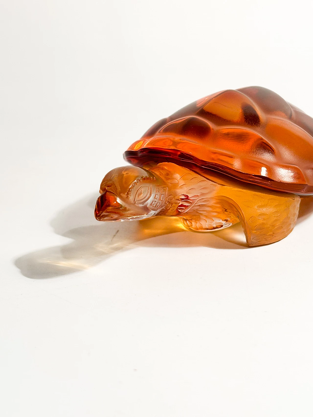 Orange Lalique crystal turtle, 1950s 7