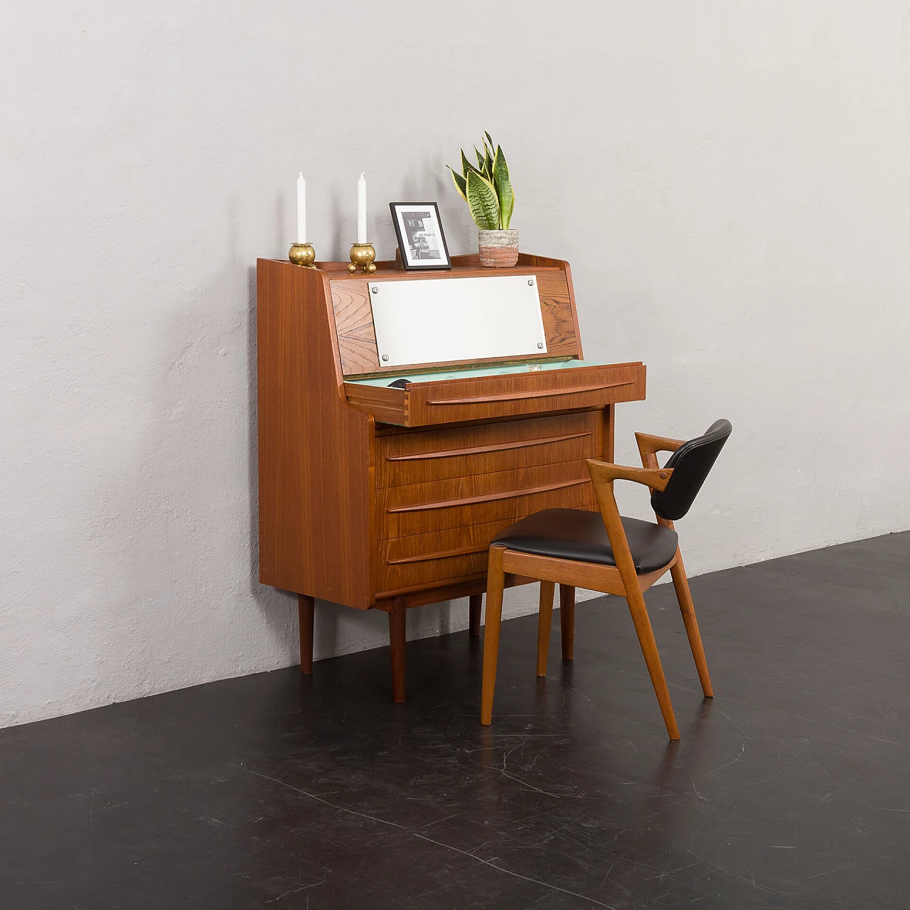 Danish secrétaire with extractable top and hidden mirror, 1960s 3