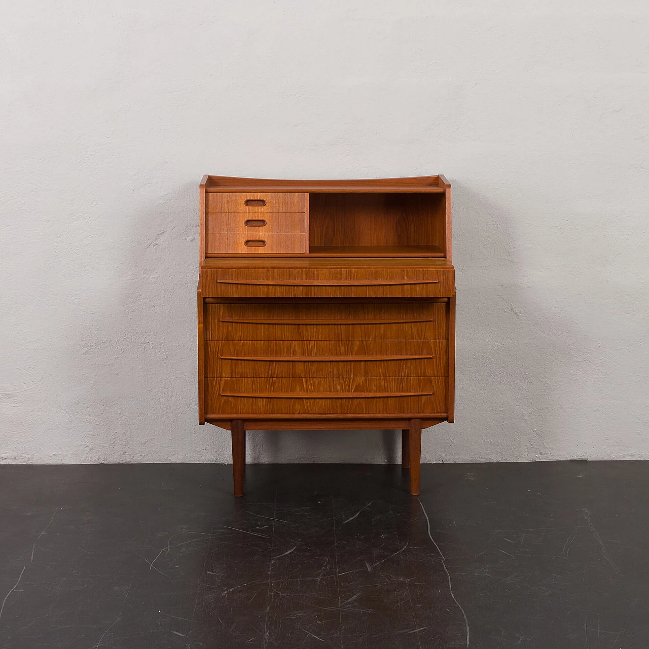 Danish secrétaire with extractable top and hidden mirror, 1960s 8