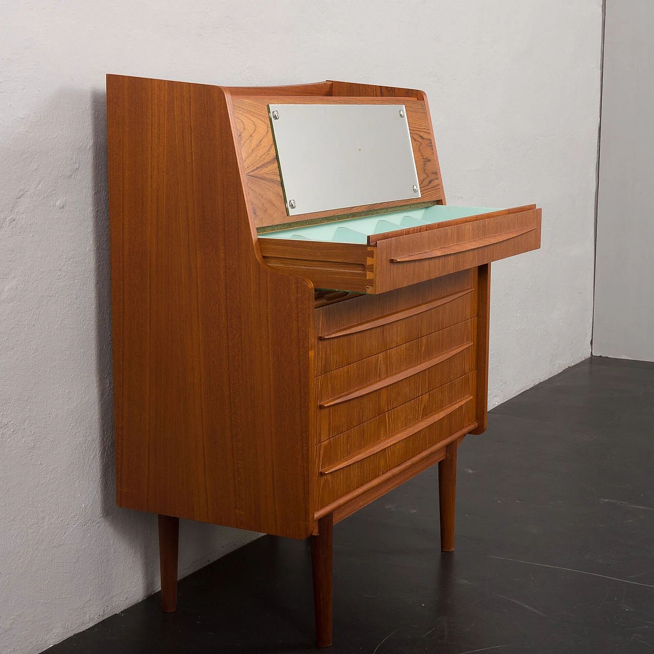 Danish secrétaire with extractable top and hidden mirror, 1960s 12