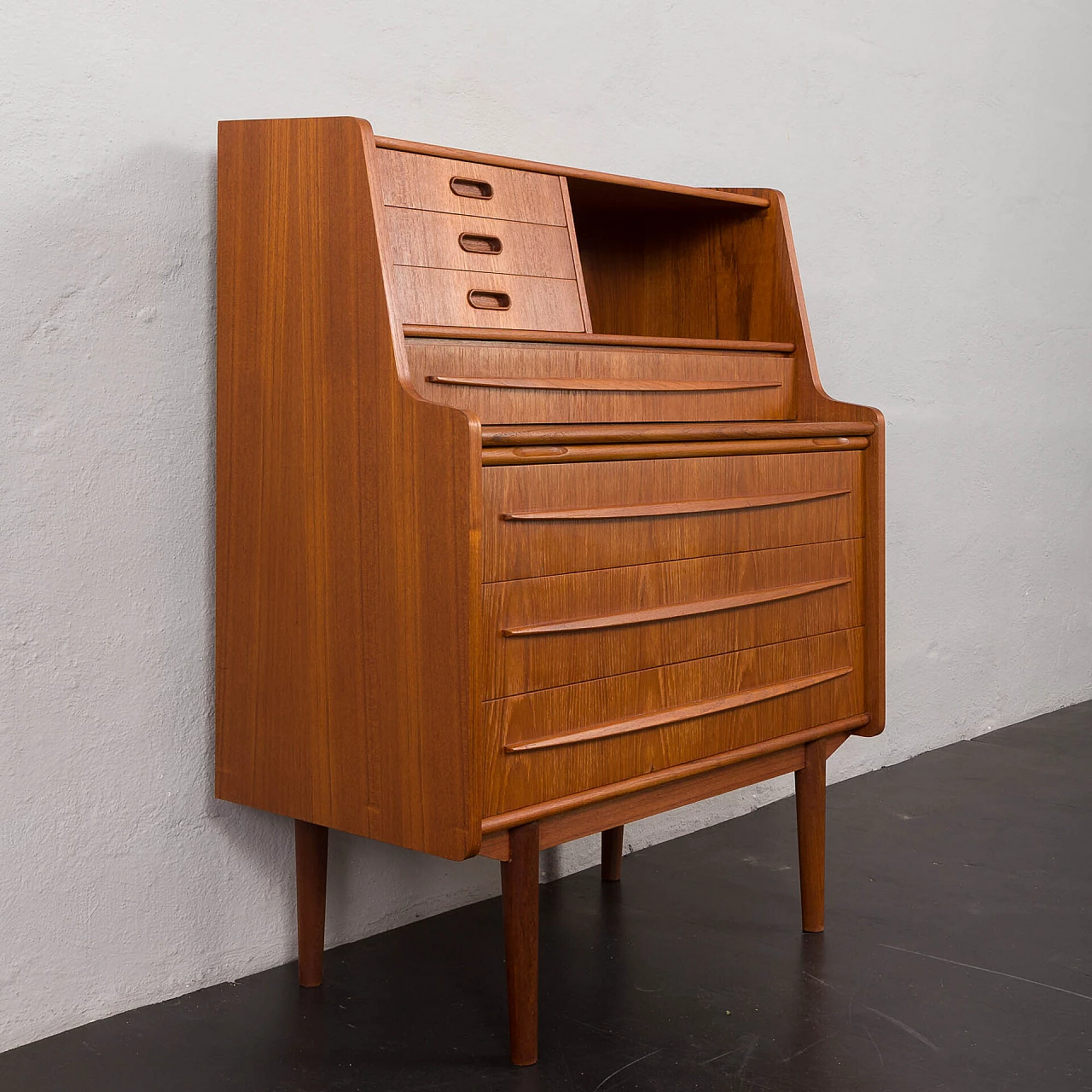 Danish secrétaire with extractable top and hidden mirror, 1960s 13