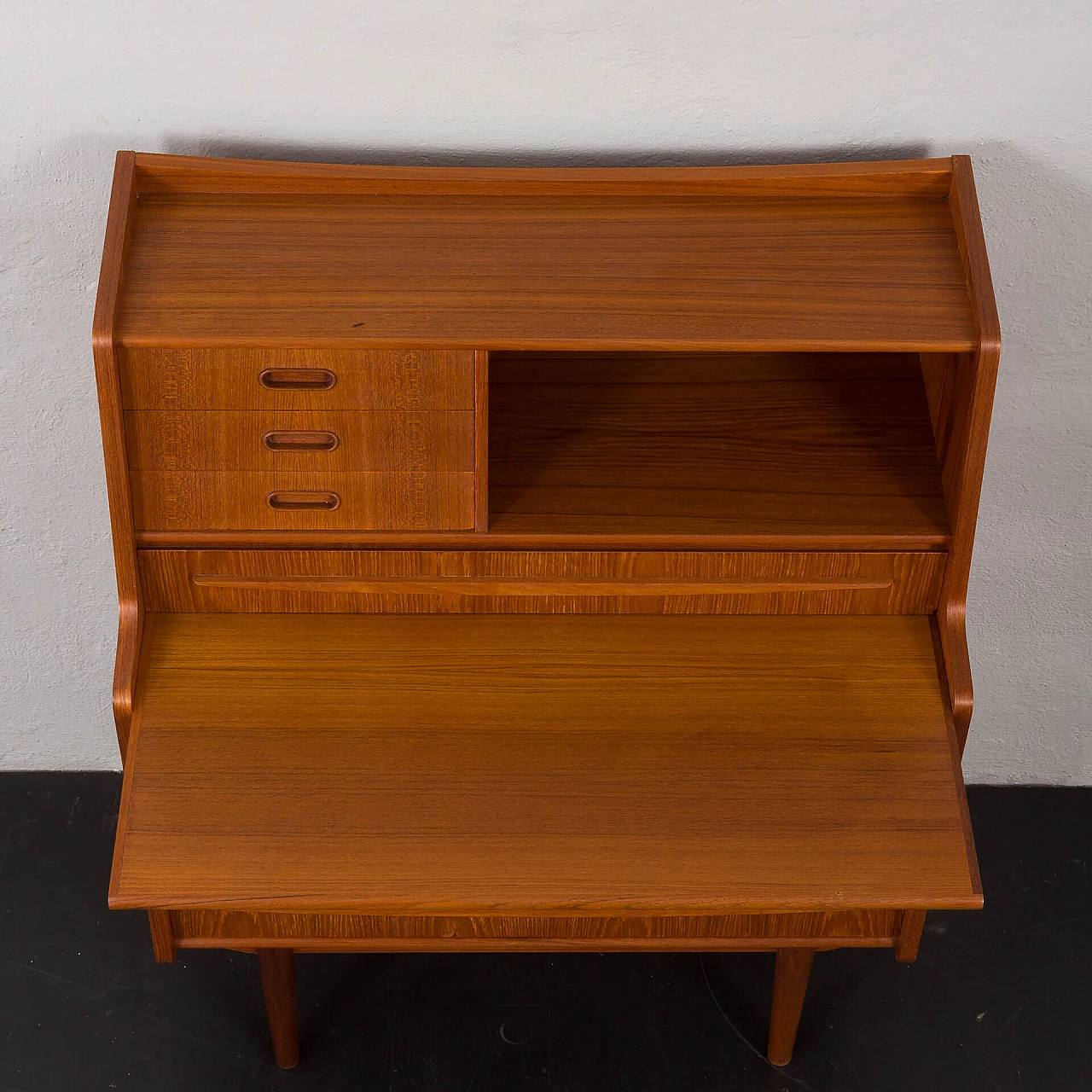 Danish secrétaire with extractable top and hidden mirror, 1960s 14