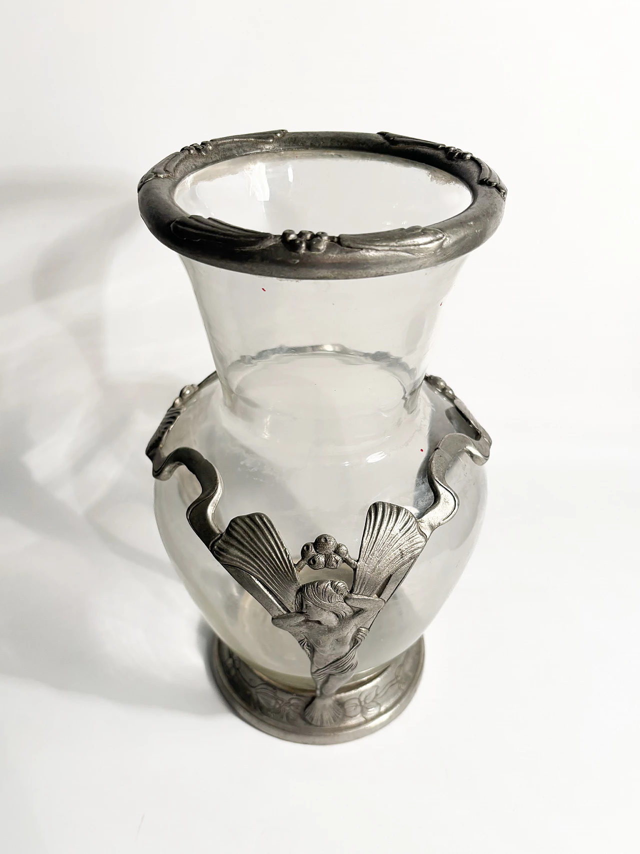 Vase in glass and sculpted pewter, 1910s 4