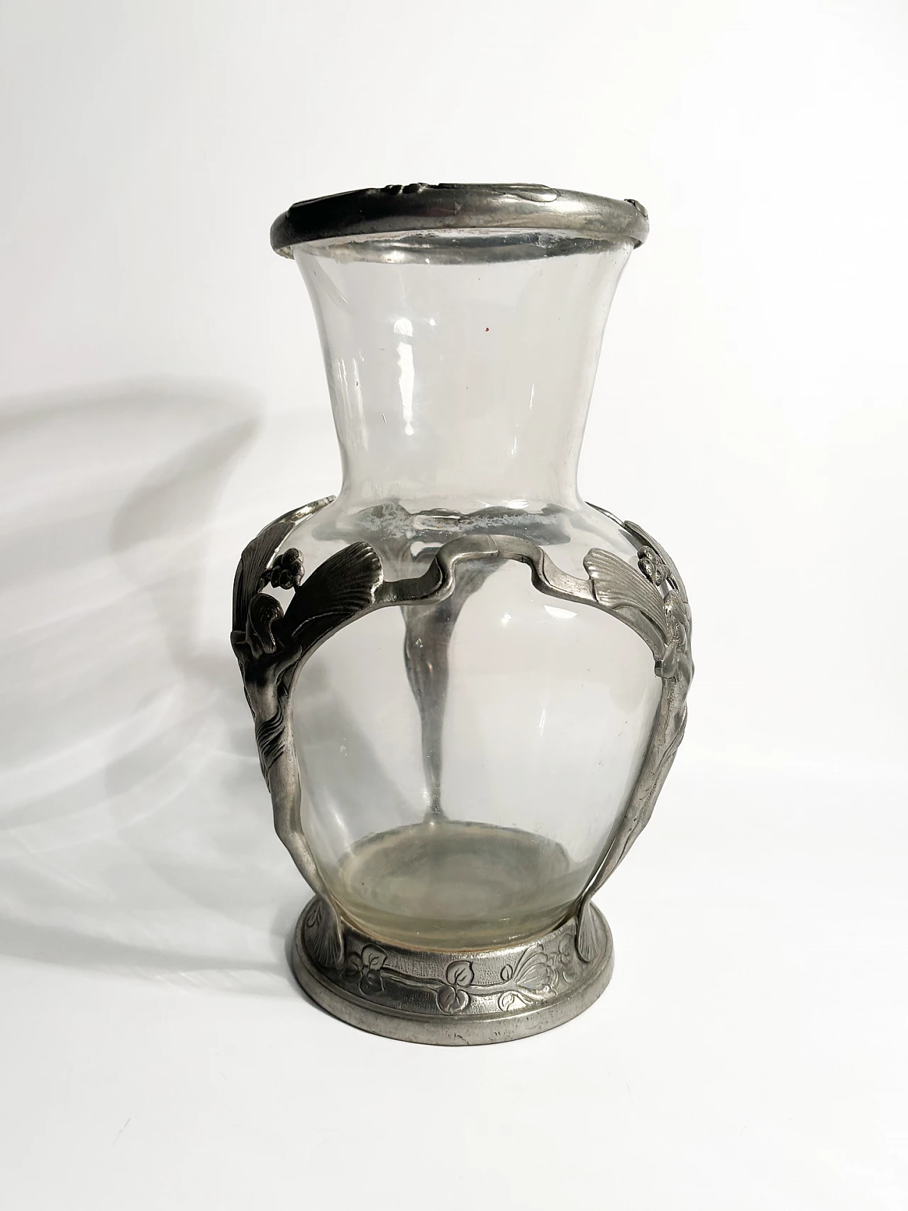 Vase in glass and sculpted pewter, 1910s 6