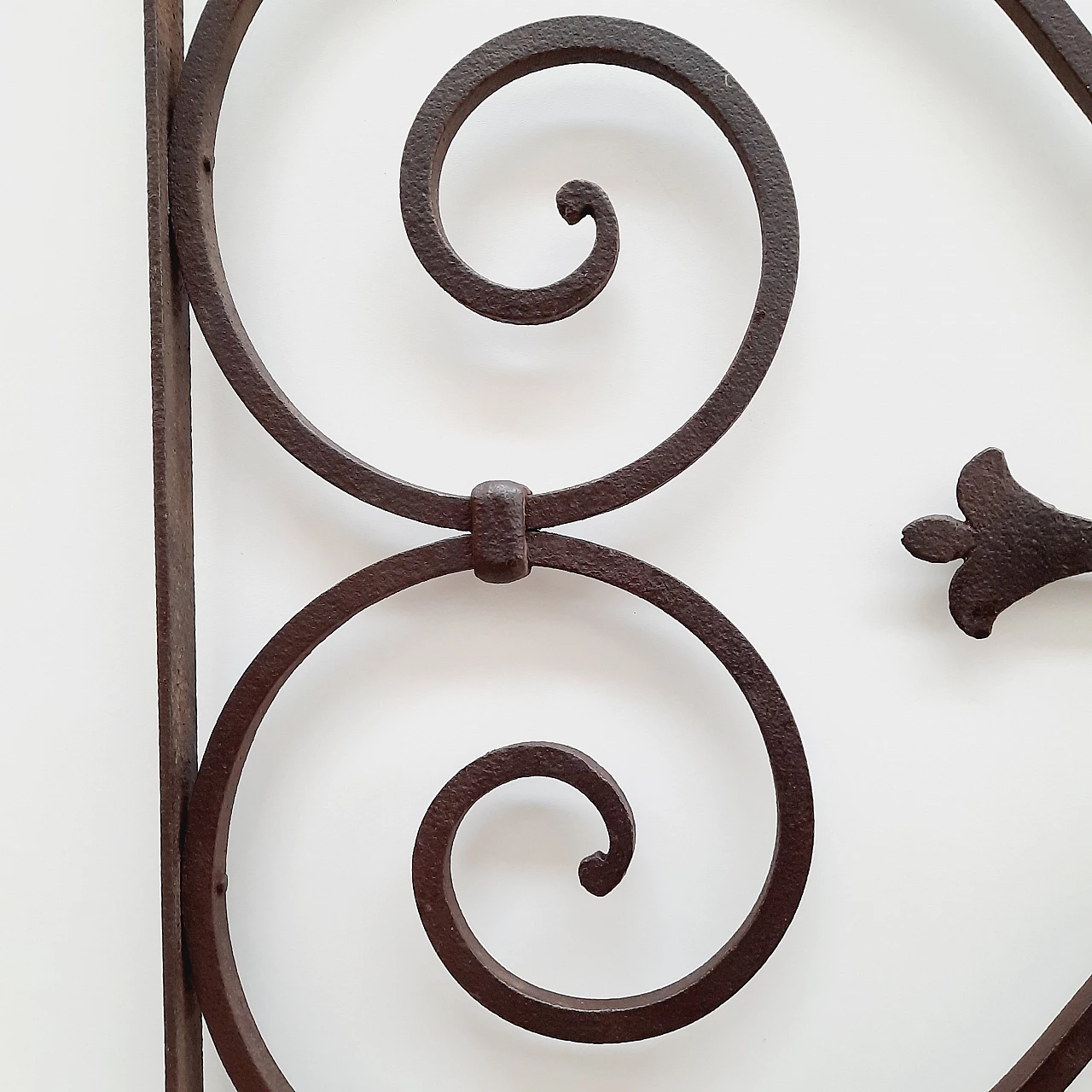 Wrought iron panel, early 20th century 4