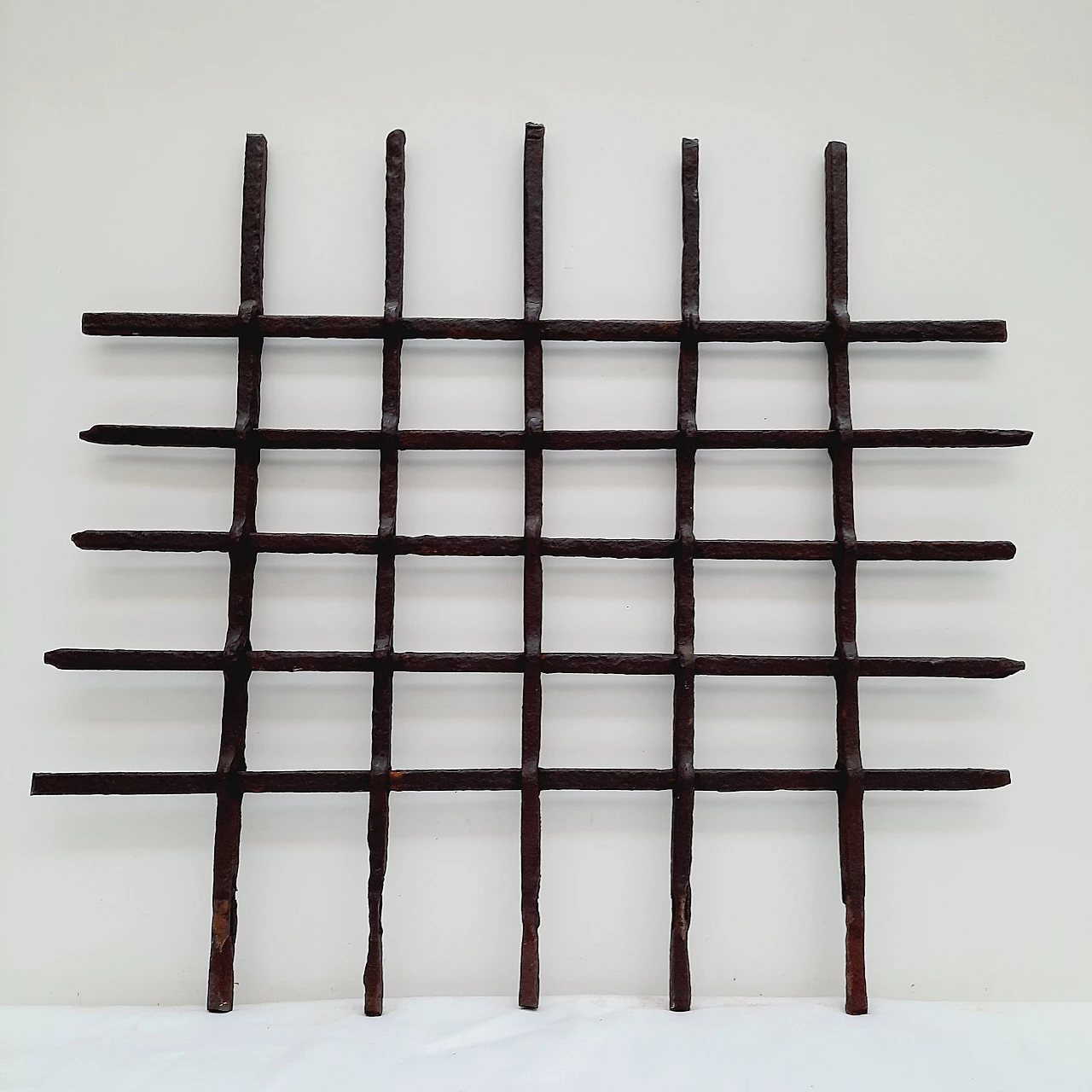 Wrought iron grating, 19th century 3