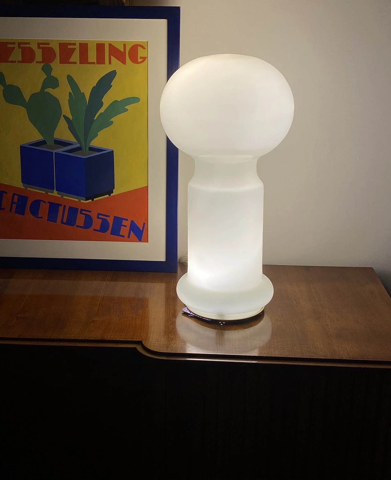 Murano glass table lamp in beige by Vistosi, 1960s 2