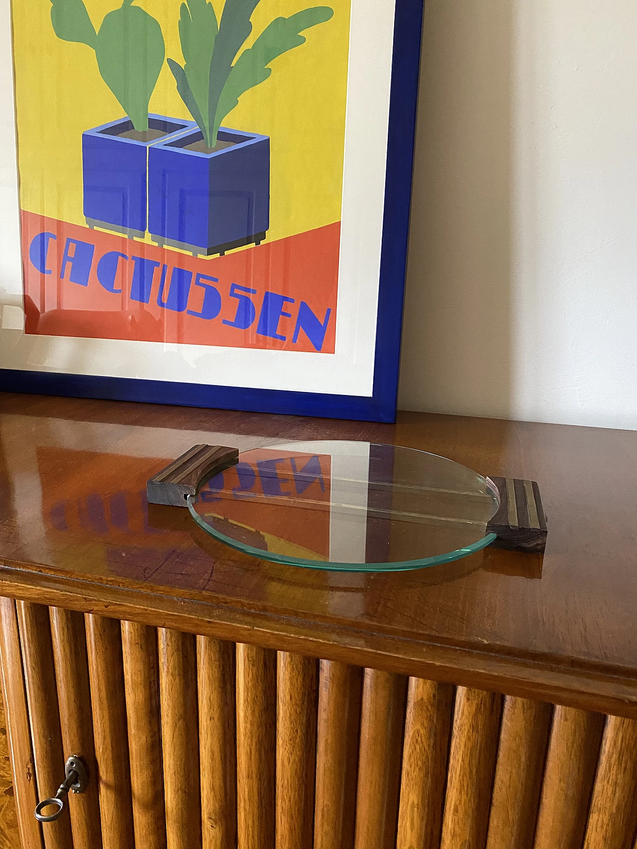 Glass and brass tray with wooden handles, 1930s 17