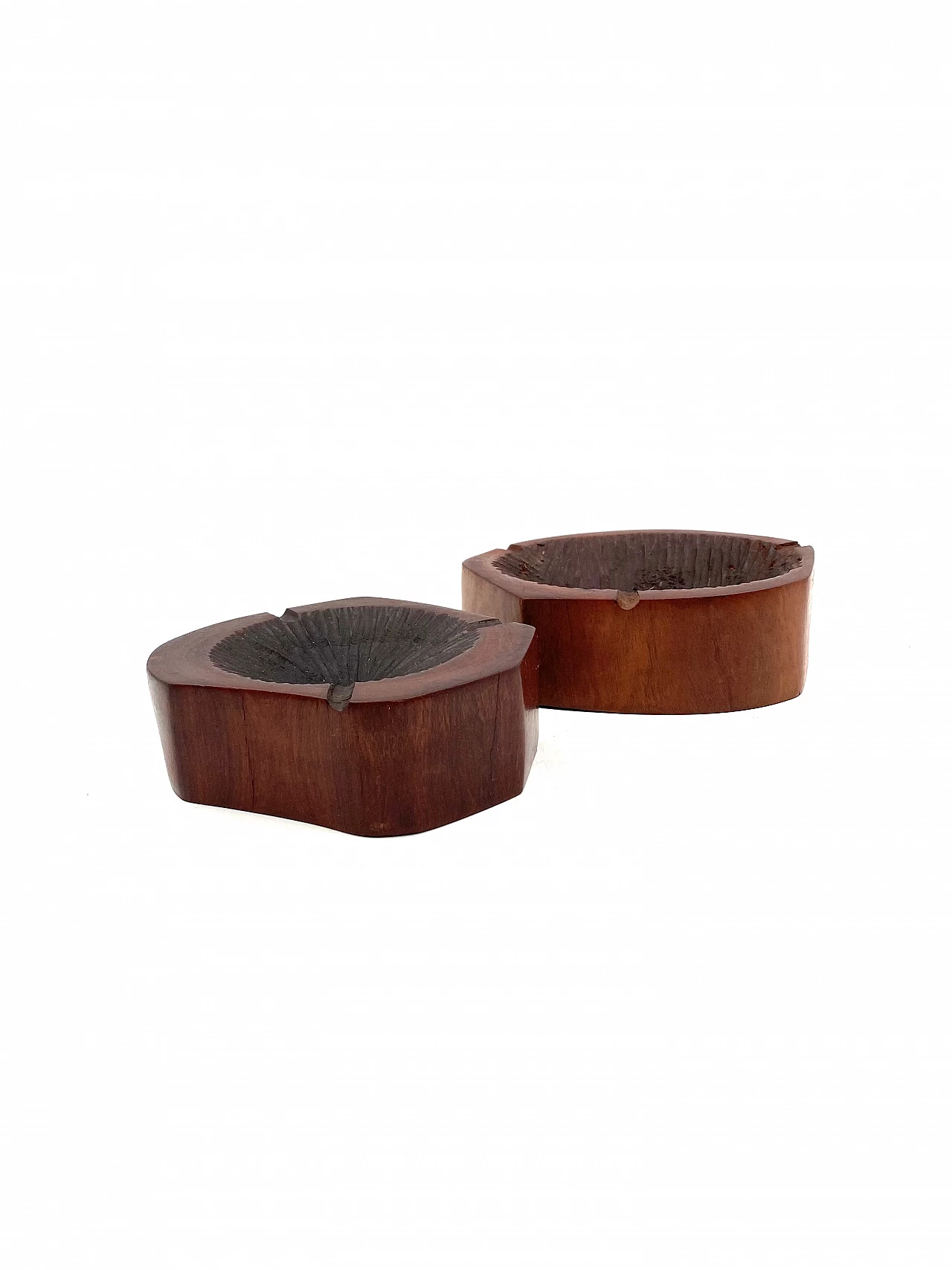 Pair of wooden ashtrays in Monique Gerber's style, 1970s 9