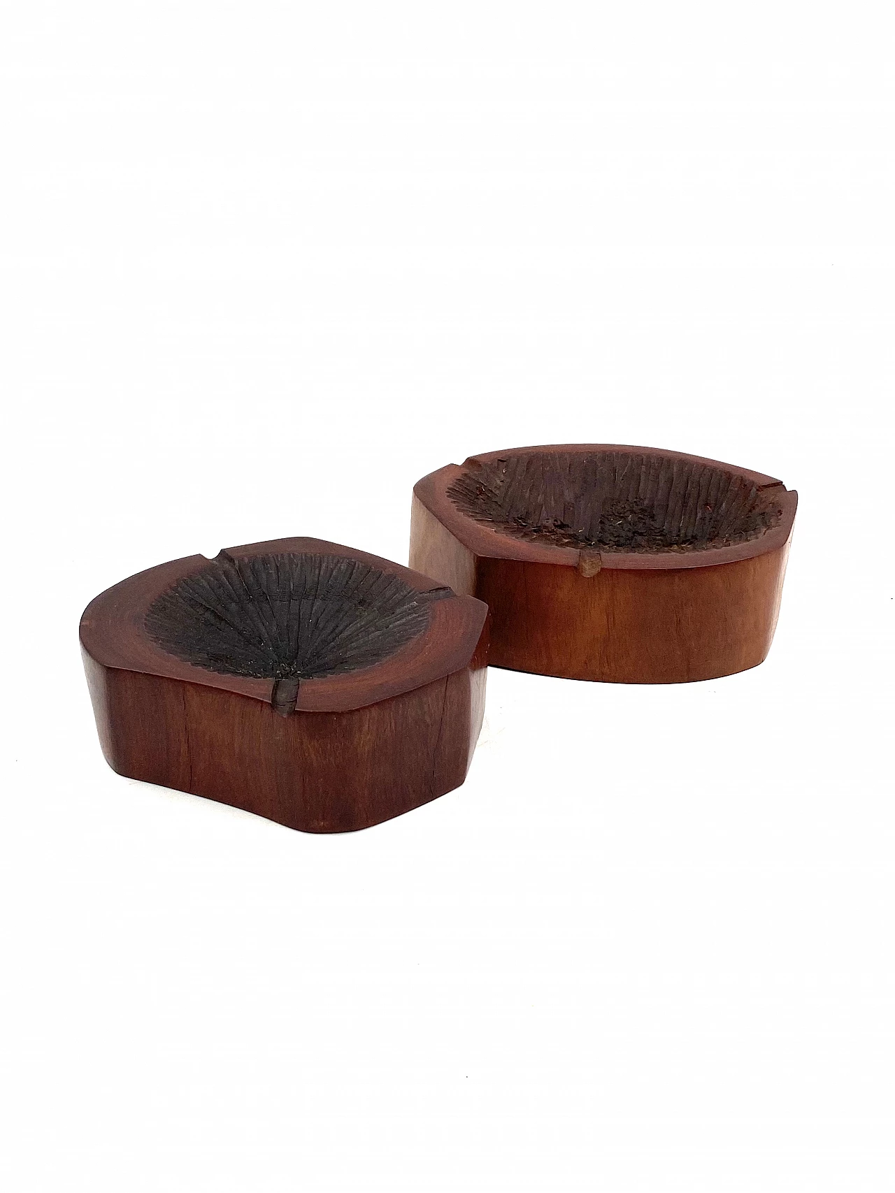 Pair of wooden ashtrays in Monique Gerber's style, 1970s 11