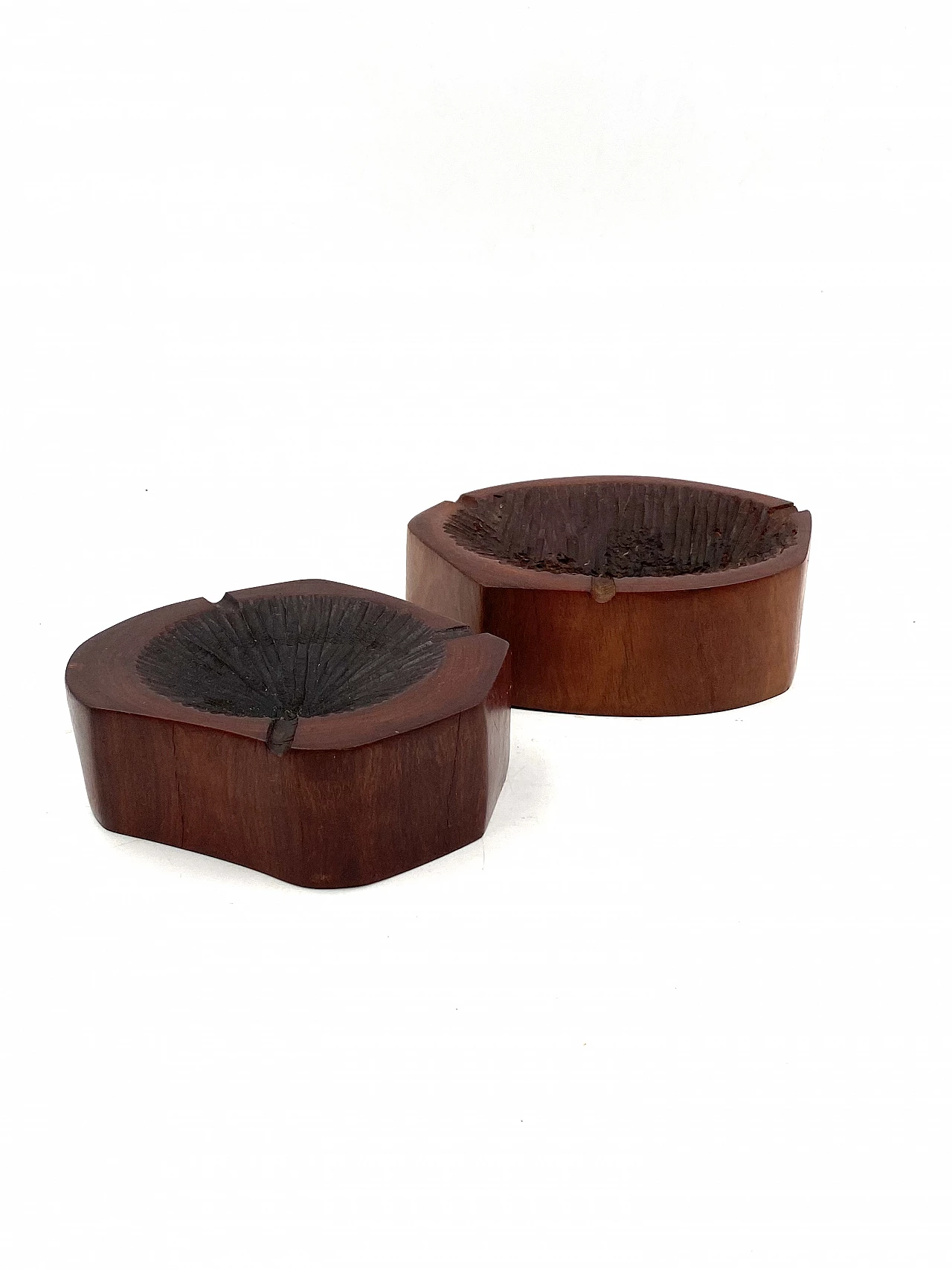 Pair of wooden ashtrays in Monique Gerber's style, 1970s 17
