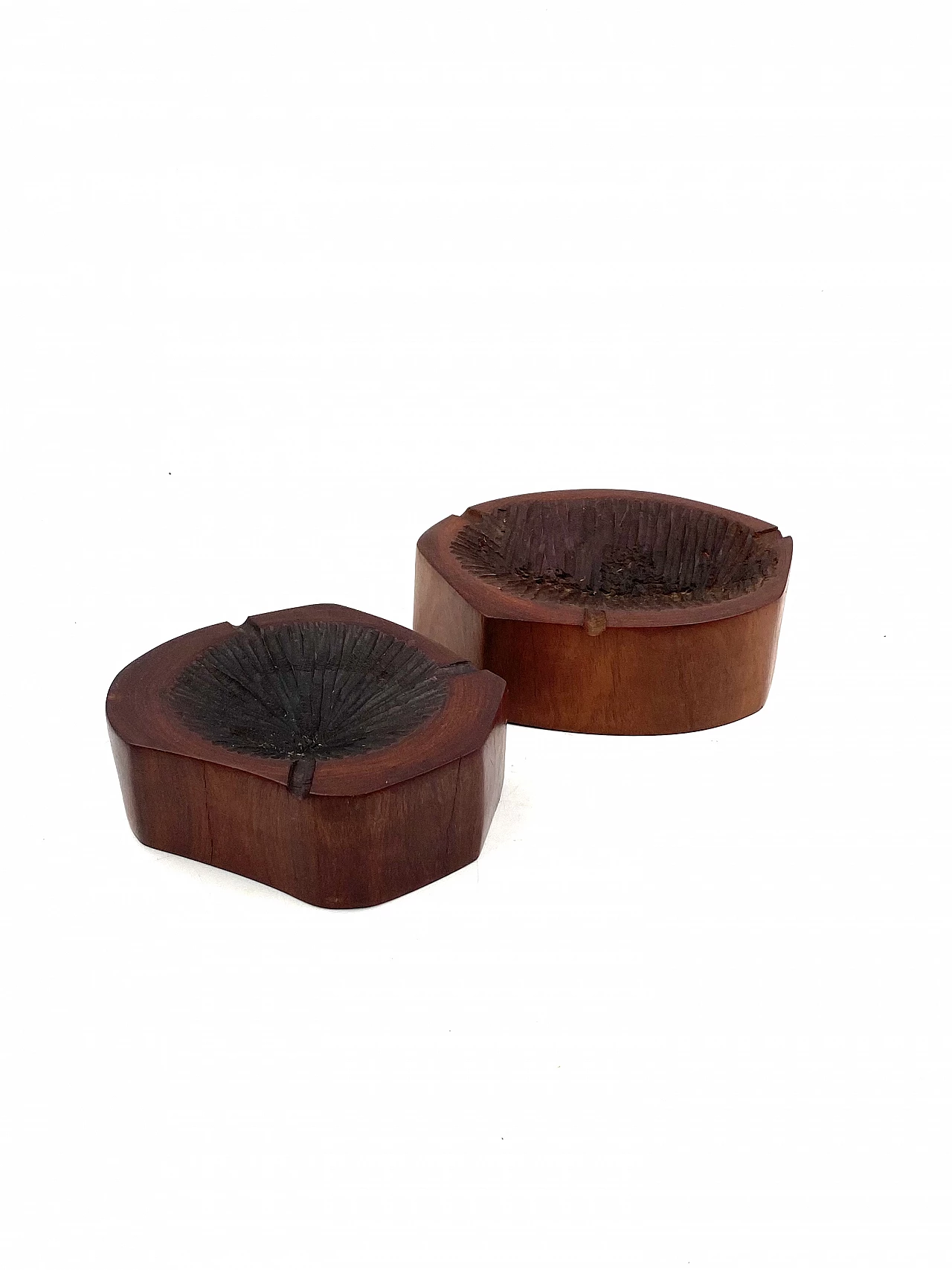 Pair of wooden ashtrays in Monique Gerber's style, 1970s 21