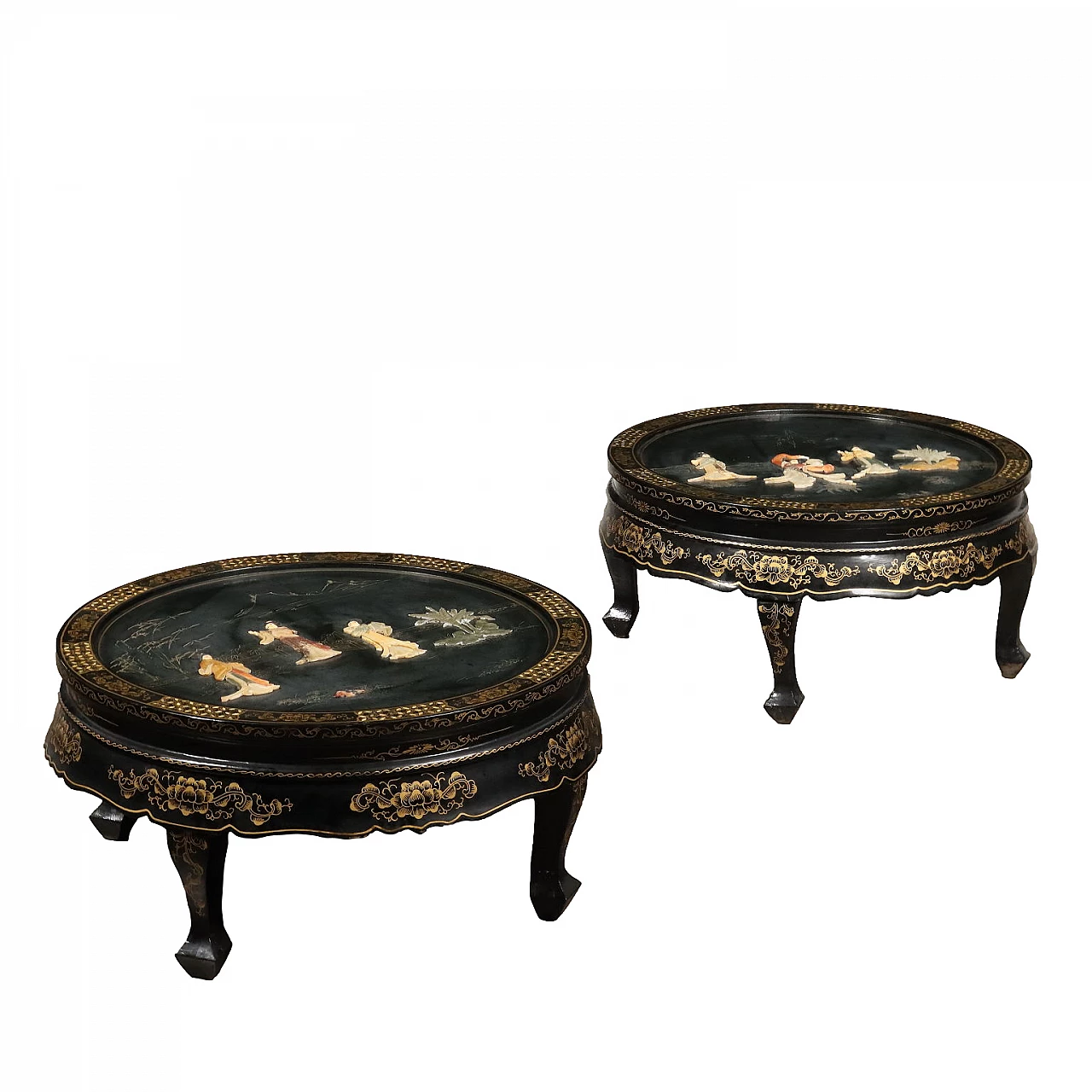 Coppia di Tavolini in legno con motivi orientali dipinti color oro 1