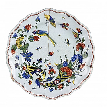 Majolica plate with polychrome naturalistic decoration, 19th century