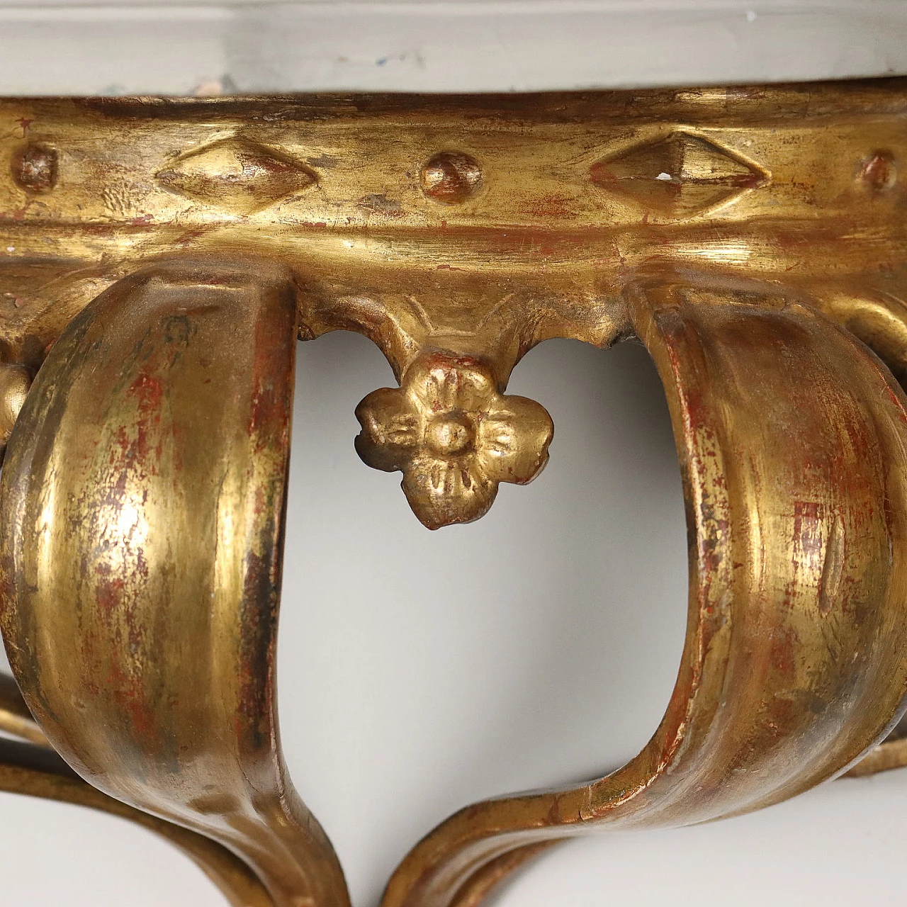 Pair of lacquered shelf consoles, second half 19th century 6
