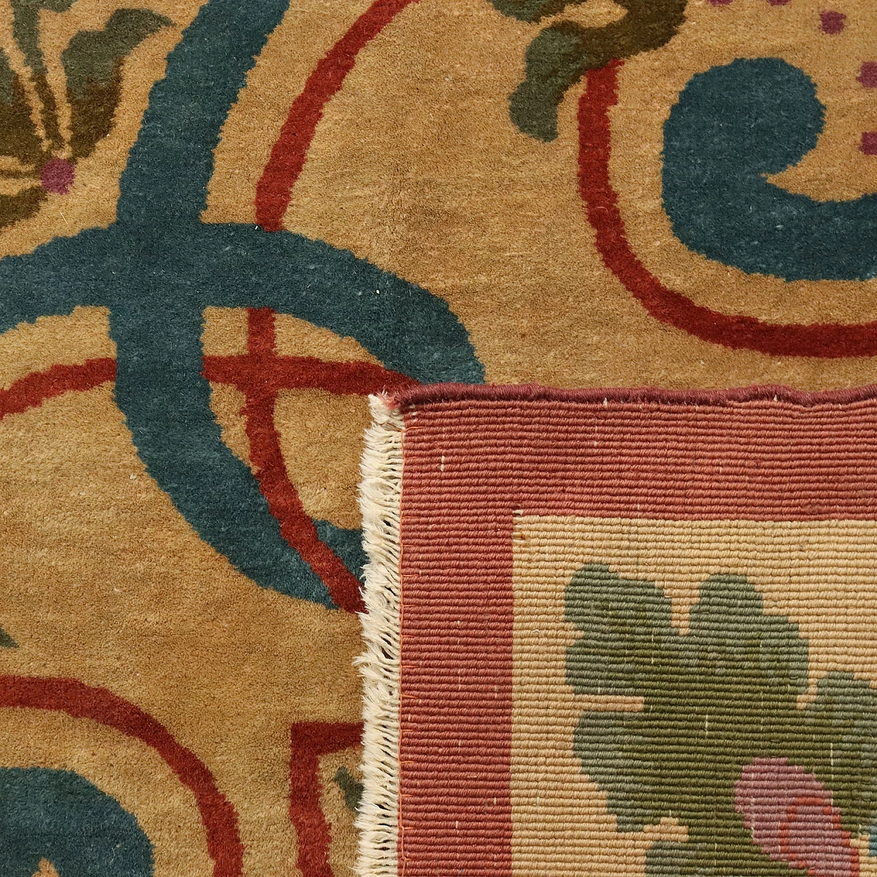 Beijing Déco Chinese carpet in cotton and wool 9