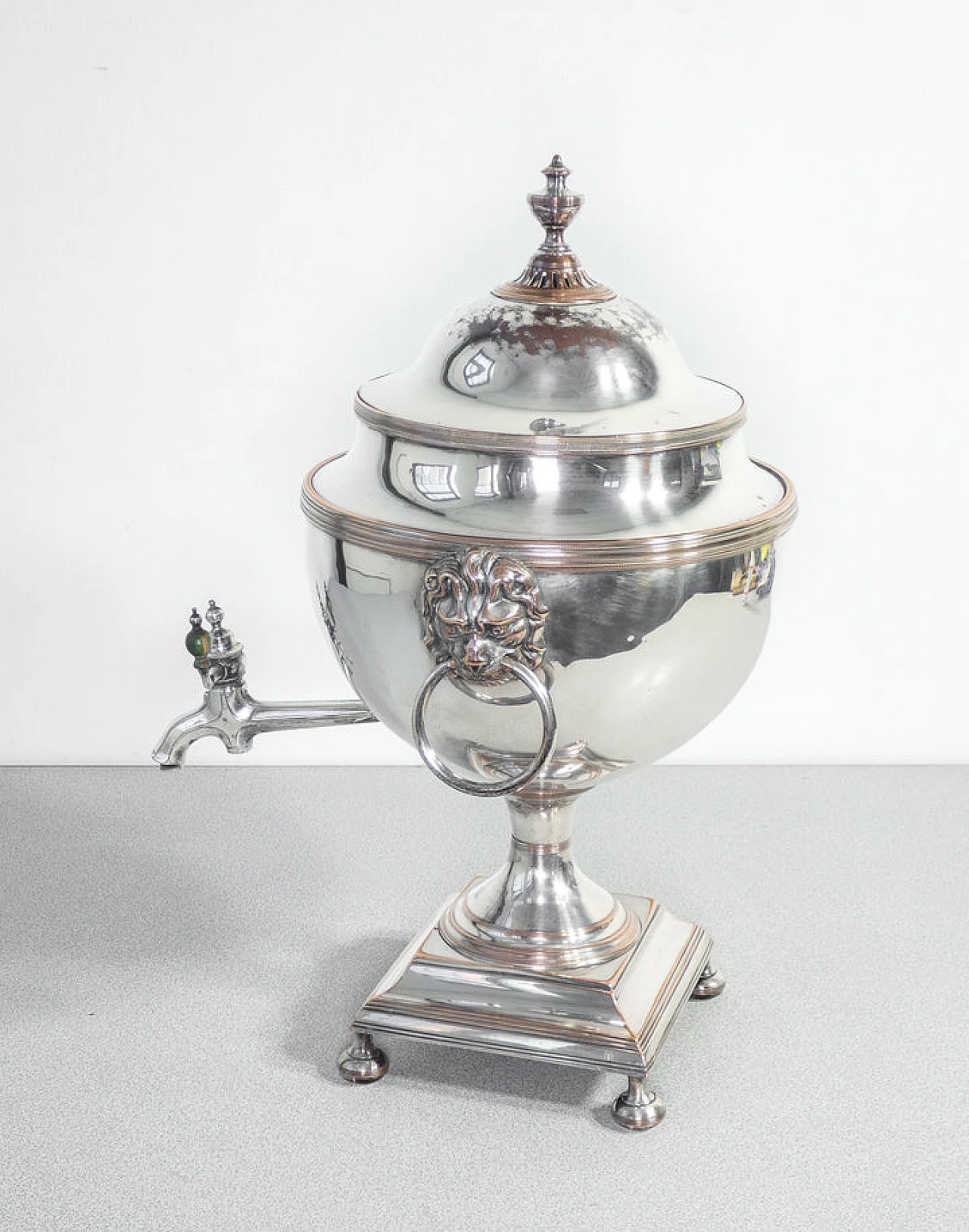 Victorian silverplate samovar, 19th century 2