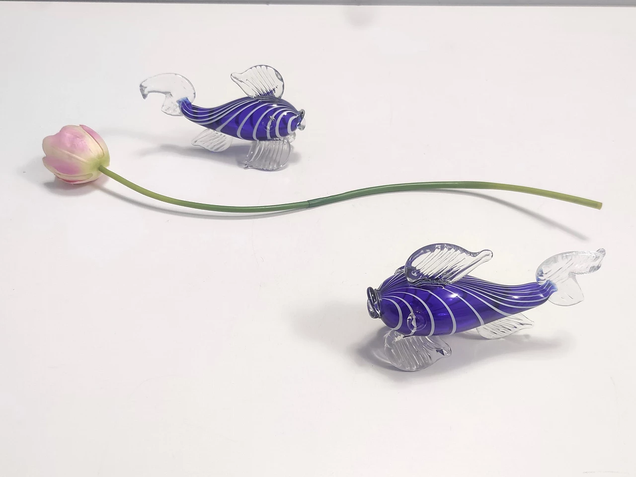 Pair of Murano glass figurines of fish, 1960s 3