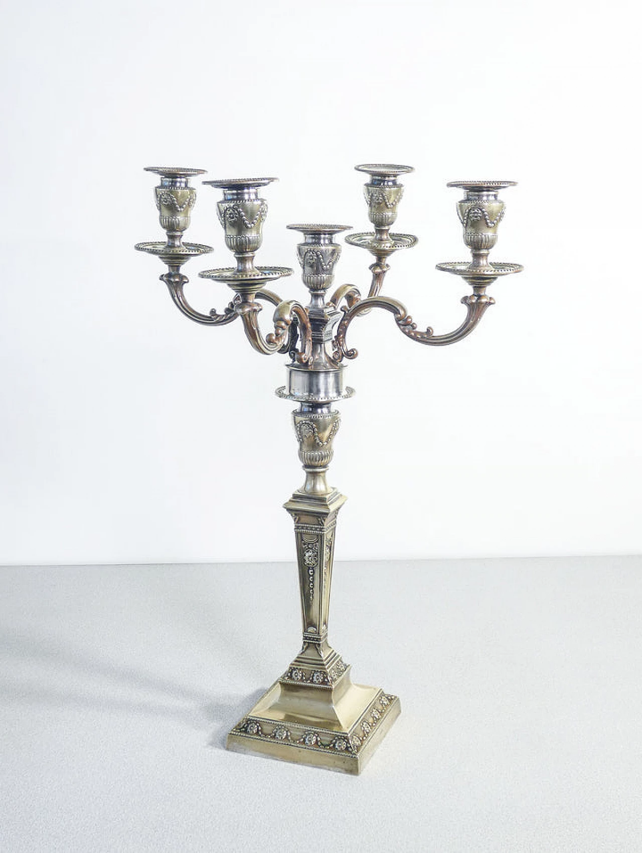 Louis XVI style Old Sheffield candelabrum, 19th century 3