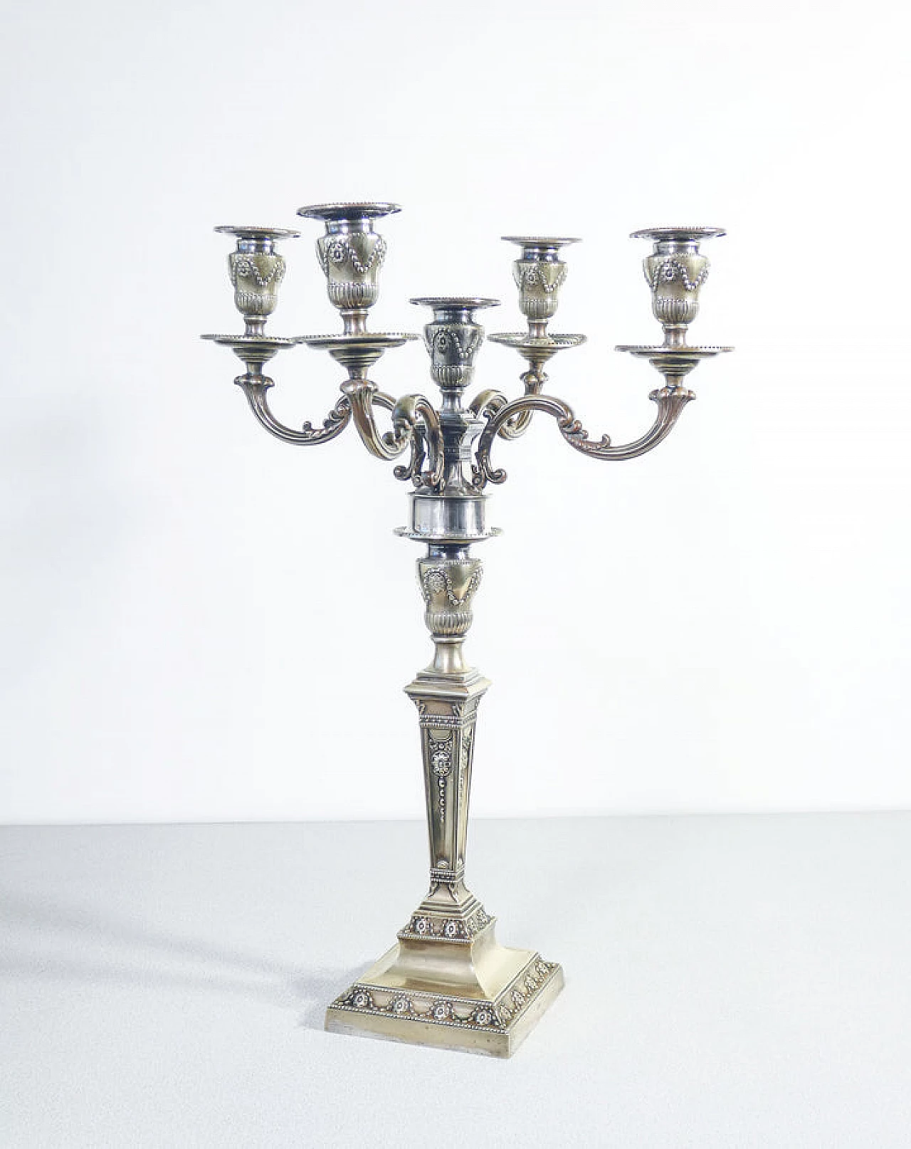 Louis XVI style Old Sheffield candelabrum, 19th century 8